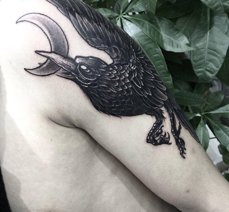 乌鸦纹身图片_成品手部手臂欧美动物纹身图案