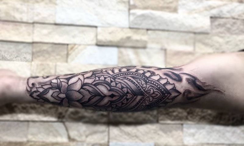梵花纹身图片_成品手臂手部图腾字符纹身图案
