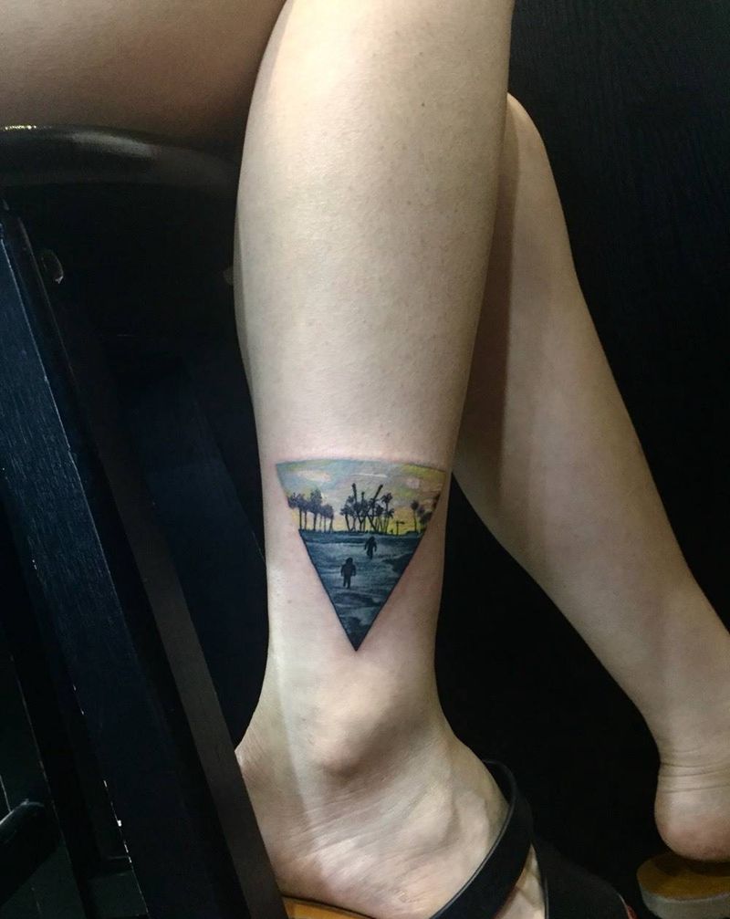 人影纹身图片_成品腿部脚部清新欧美传统静物人物植物呀呀刺青纹身图案