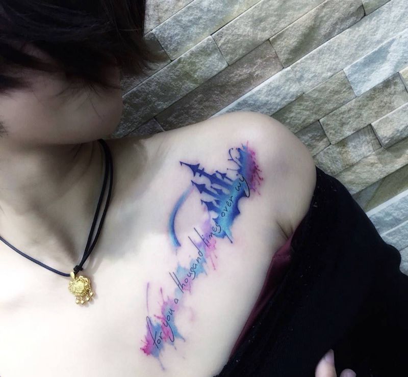 水彩字母迪士尼纹身图片_成品肩部胸部清新字符静物纹身图案