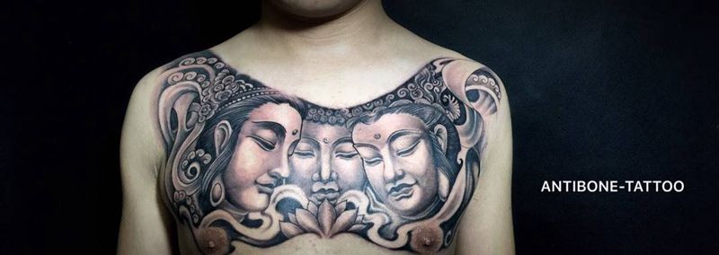 # 三面佛#纹身图片_成品胸部传统鬼神人物黑白反骨刺青培训纹身图案