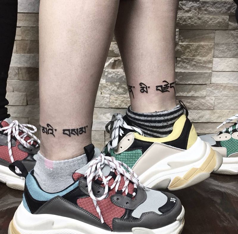 梵文纹身图片_成品脚部腿部清新图腾字符纹身图案