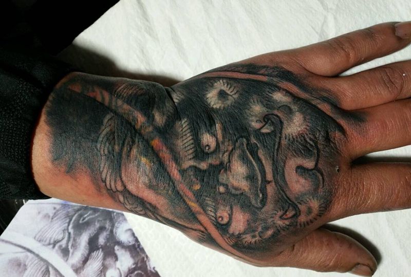 最近作品,喜欢的约起来。纹身图片