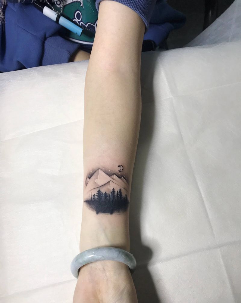 小臂名字遮盖纹身图片_名字遮盖纹身图案