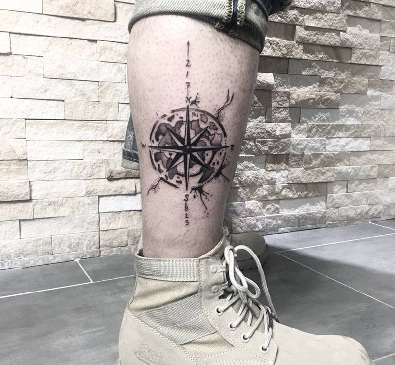 指南针纹身图片_成品脚部腿部欧美清新几何字符静物纹身图案