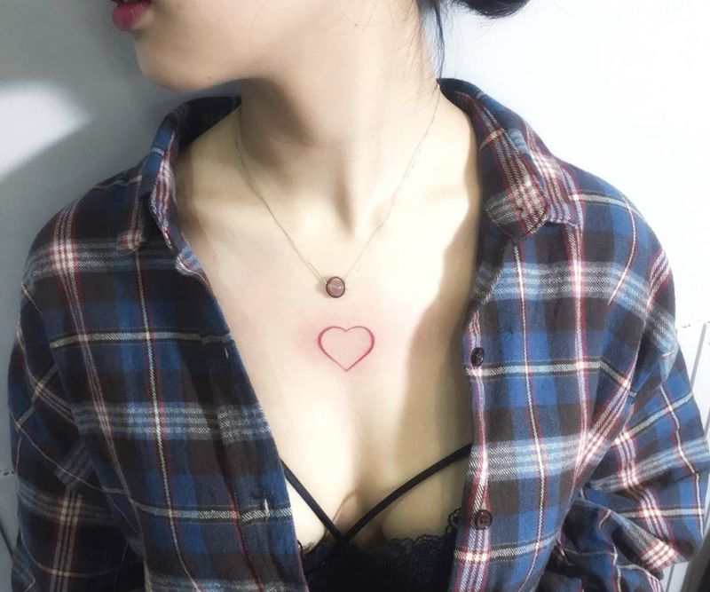 ❤️纹身图片_成品胸部清新字符纹身图案