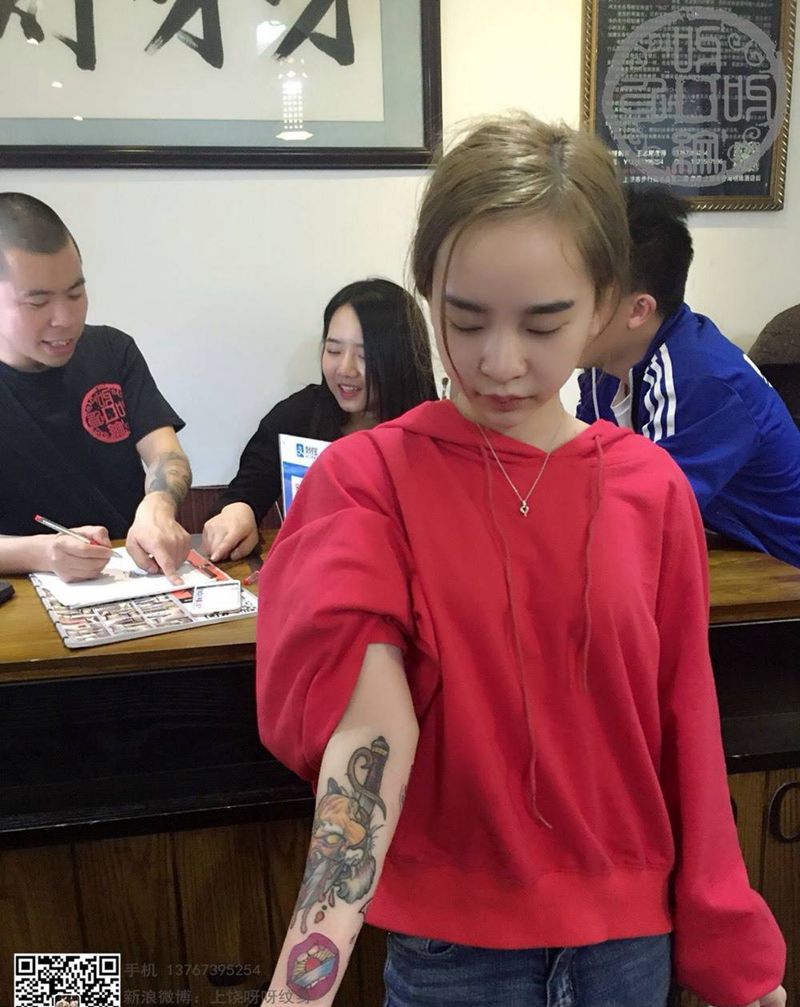 欧美新老传统混搭纹身图片_插画手臂欧美写实传统植物动物原创纹身图案