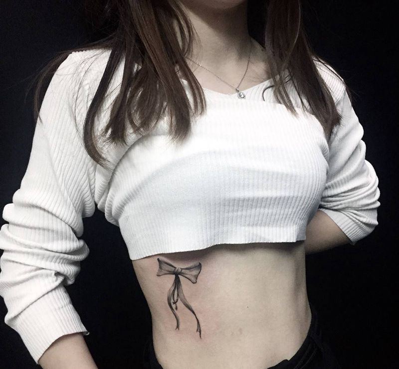 蝴蝶结纹身图片
