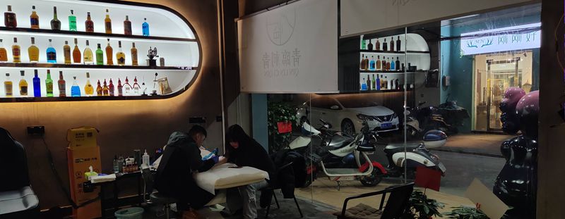 店铺环境，点开大图纹身图片_全能纹身图案