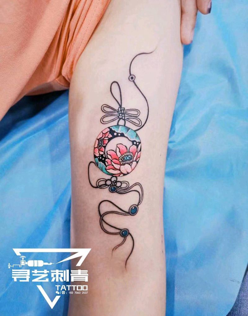 中国结纹身图片_手臂New School中国结纹身图案