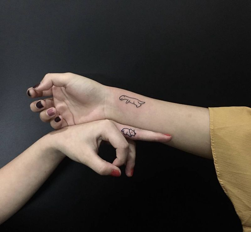 线条卡通纹身图片