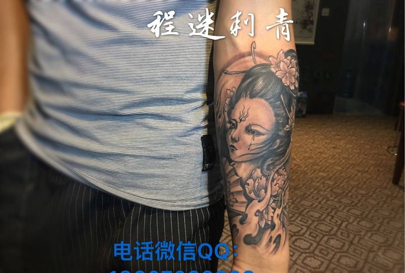 艺妓纹身图片_手稿成品传统手部人物纹身图案