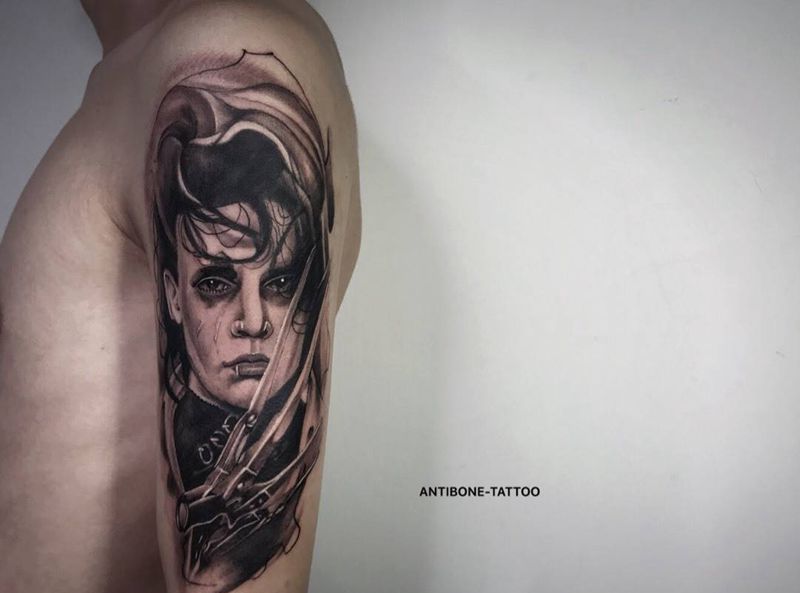 # 剪刀手爱德华#纹身图片_手臂欧美写实纹身图案