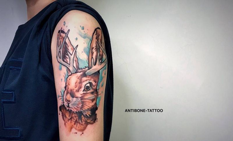 # 兔子#纹身图片_手臂腿部New School水彩兔子鹿角纹身图案