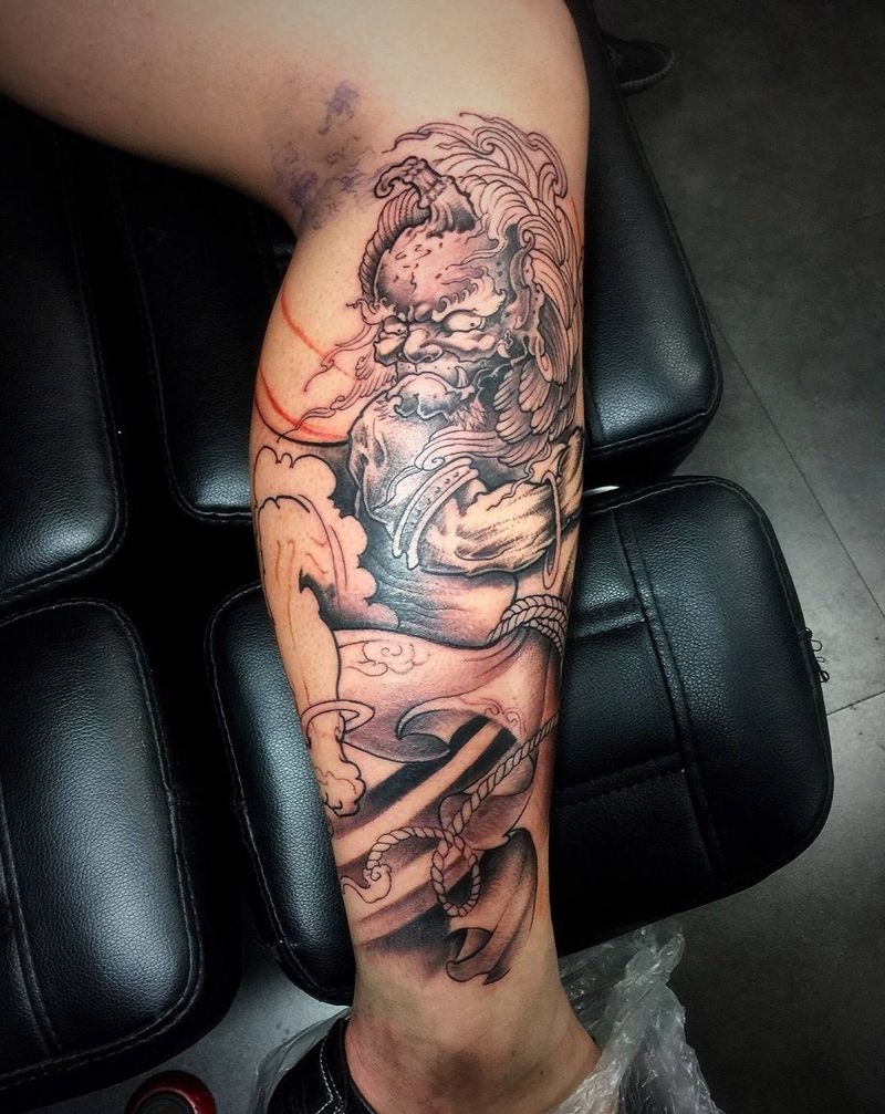 #  小腿风神# 未完成。纹身图片_成品腿部手臂传统鬼神黑白反骨刺青纹身图案