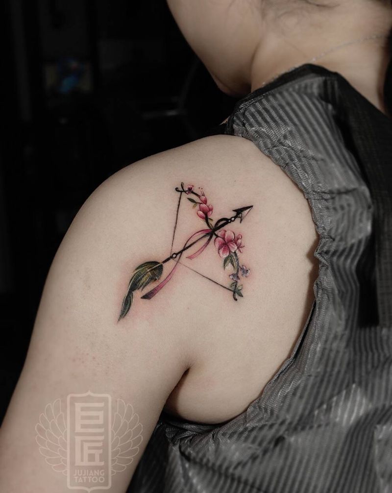 遮盖小清新纹身图片_背部新传统水彩纹身图案