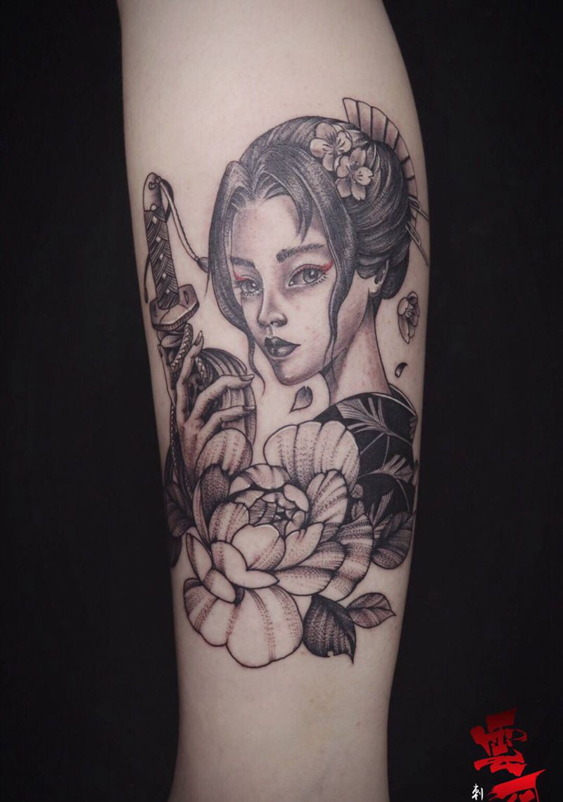 #这个杀手不太冷#纹身图片_腿部新传统纹身图案