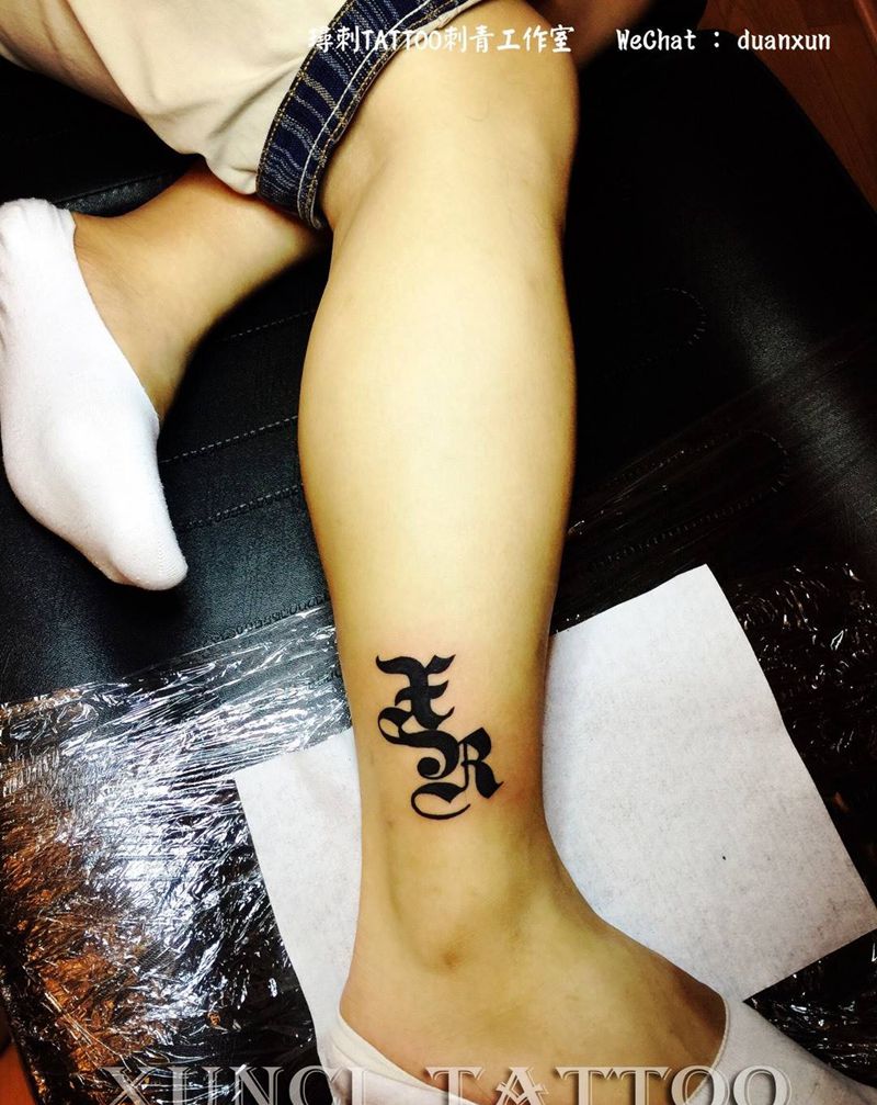 哥特纹身图片_成品腿部脚部欧美清新字符贴纸图腾原创人物纹身图案
