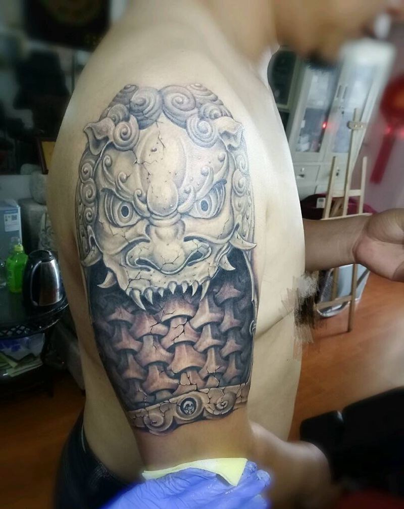 老哥几年前就要做的图圆梦了纹身图片