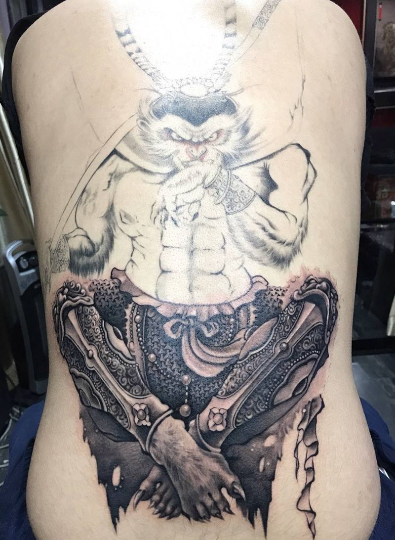 斗战圣佛纹身图片_背部传统国画宗教鬼神纹身图案