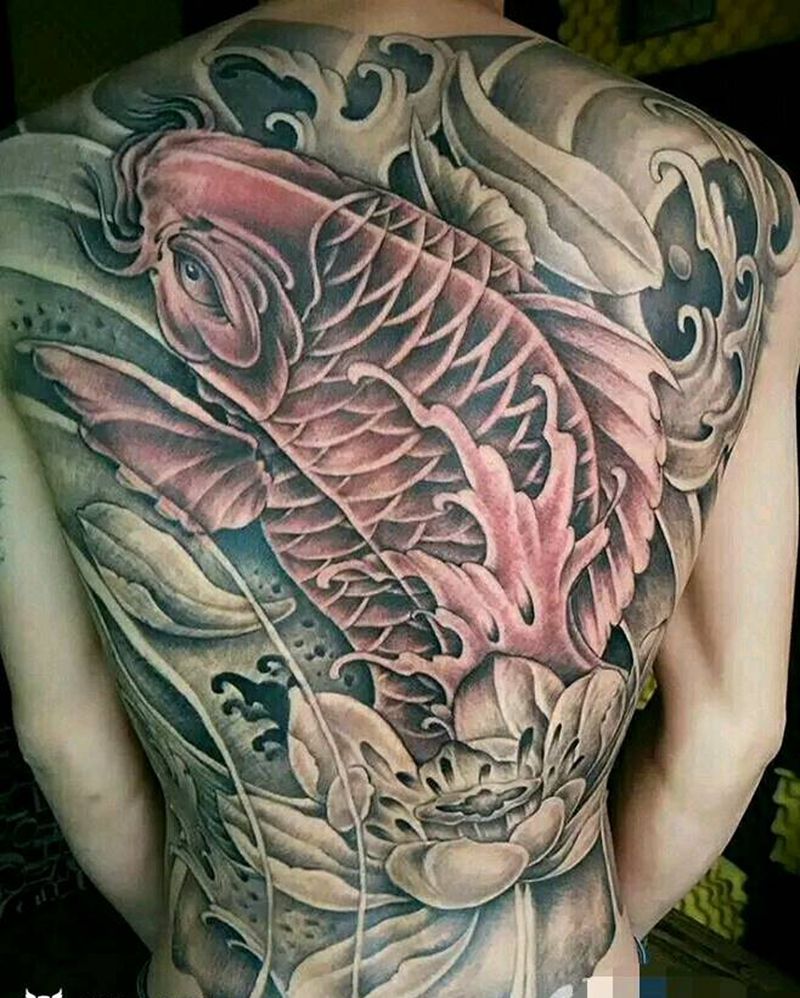 皮肤上的艺术纹身图片_成品纹身图案