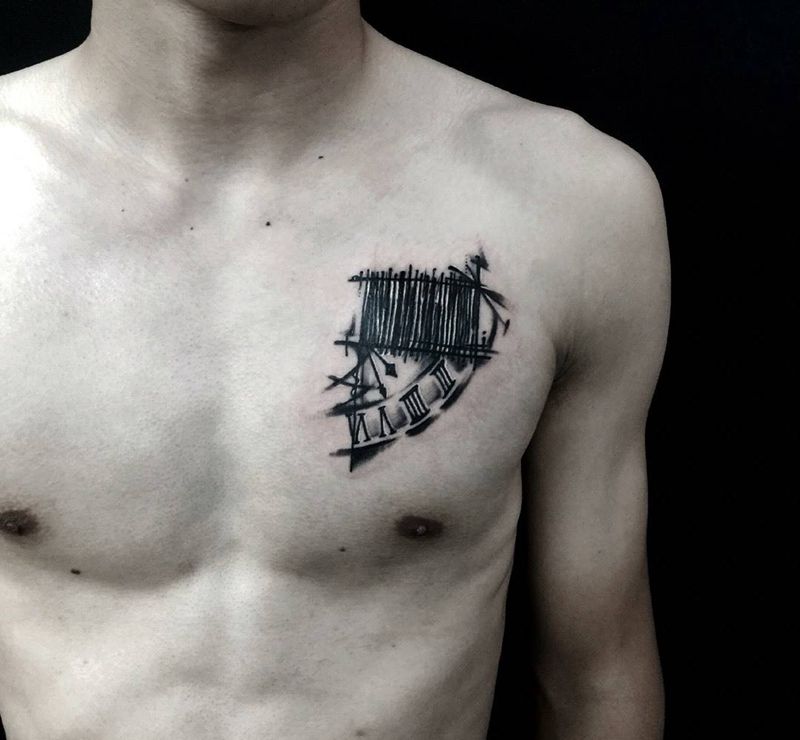 指南针纹身图片_成品胸部欧美静物遮盖纹身图案