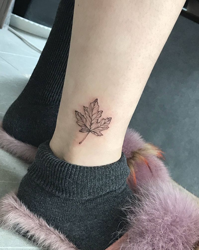 叶子纹身图片_腿部几何叶子纹身图案