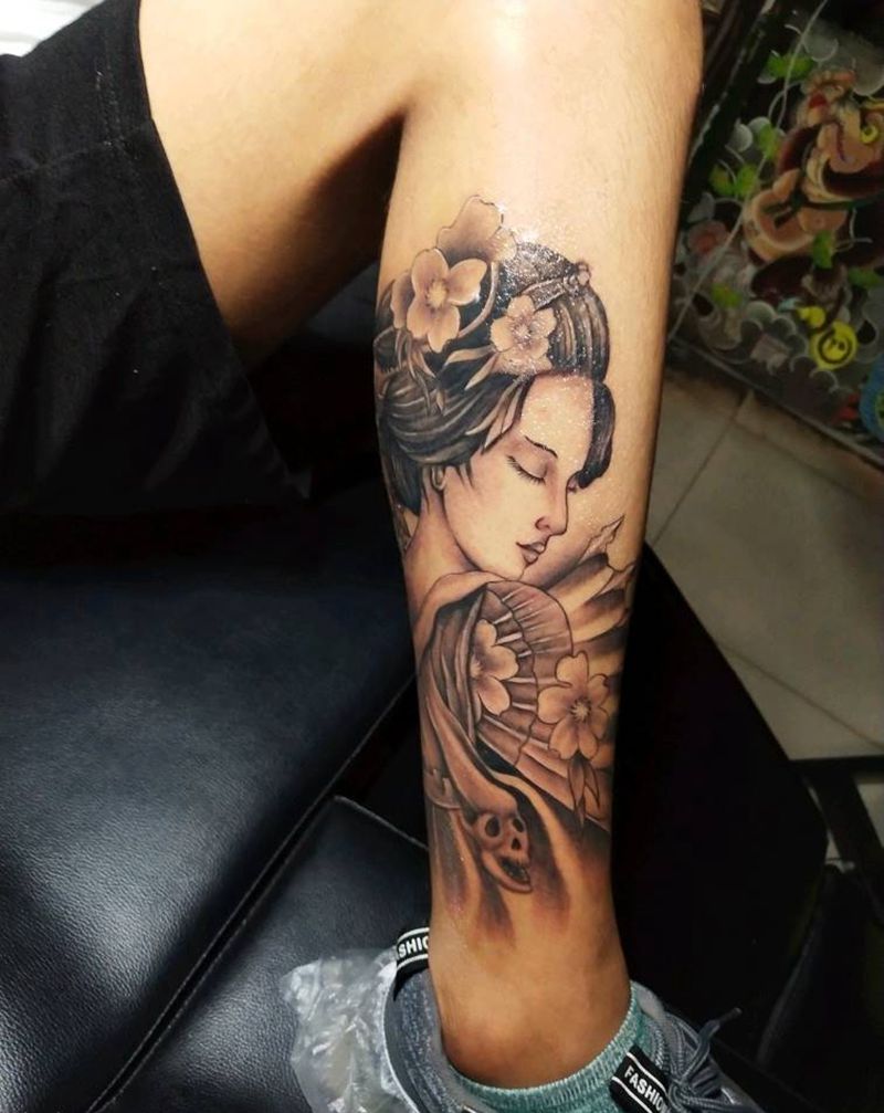 艺妓纹身图片_腿部纹身图案