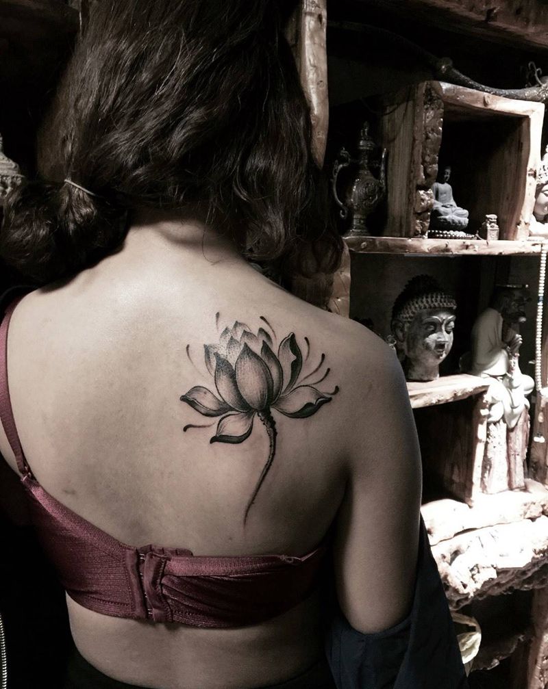 淡雅纹身图片_成品肩部清新纹身图案