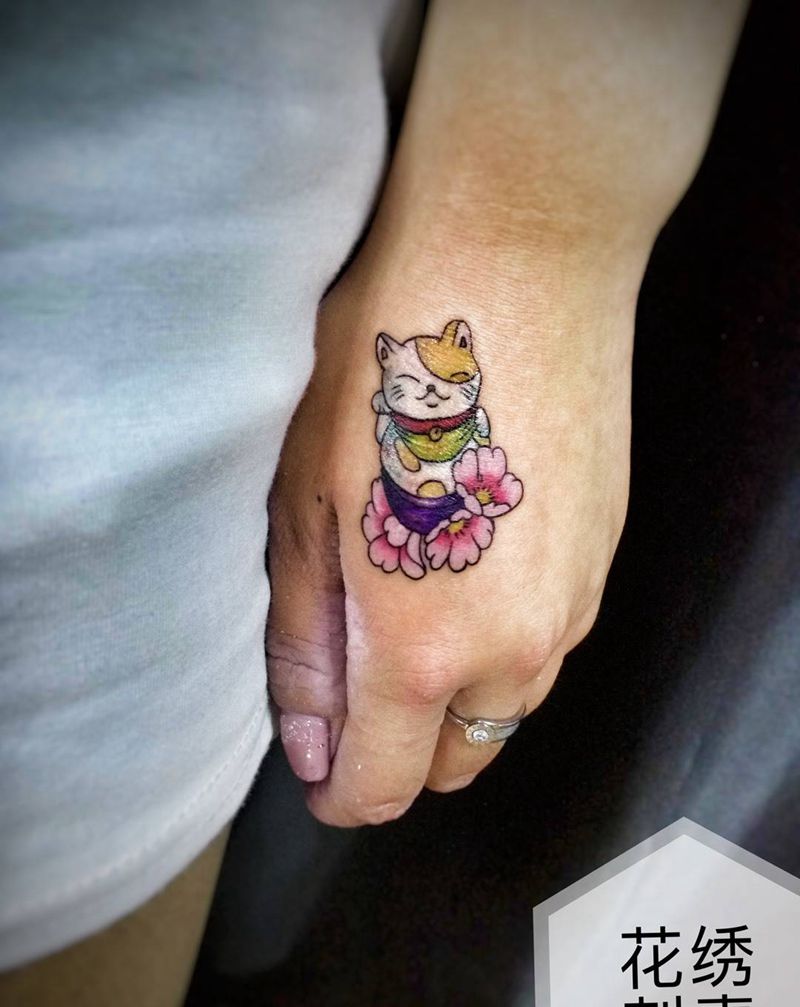 招财猫纹身图片