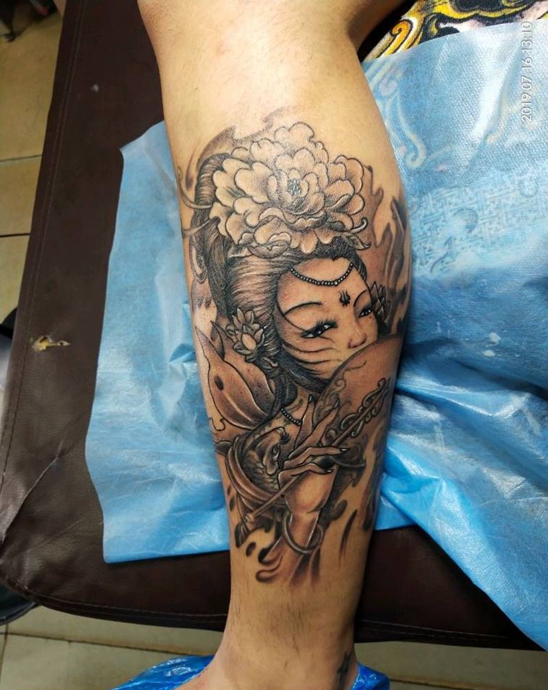 艺妓纹身图片_腿部纹身图案