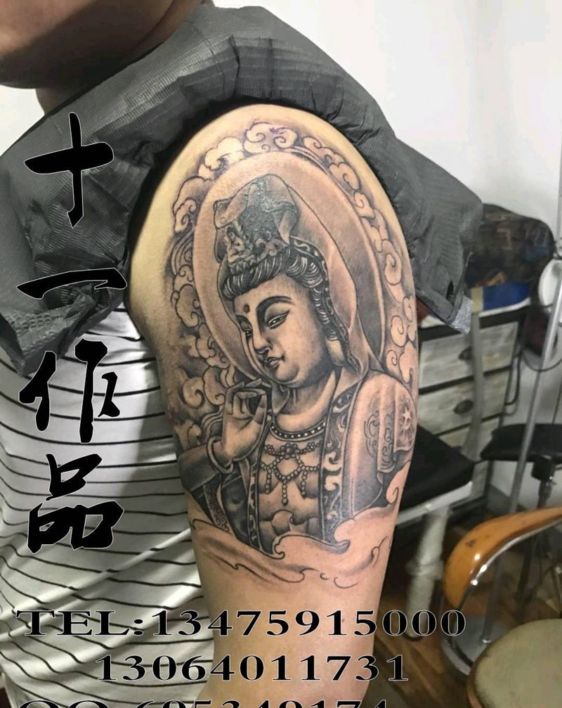 上臂大师纹身图片