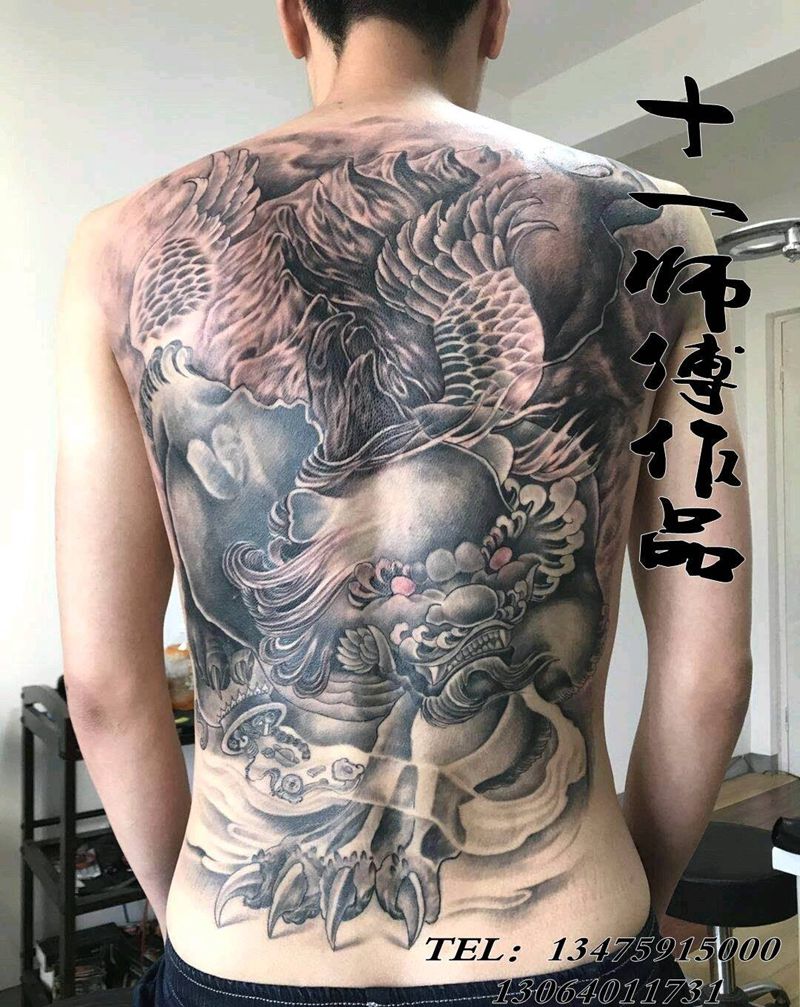 满背貔貅纹身图片