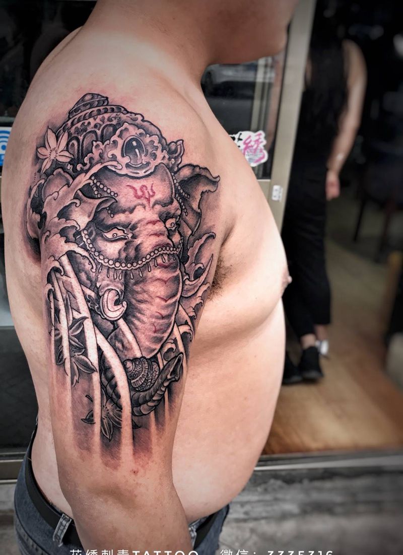 大臂象神纹身图片