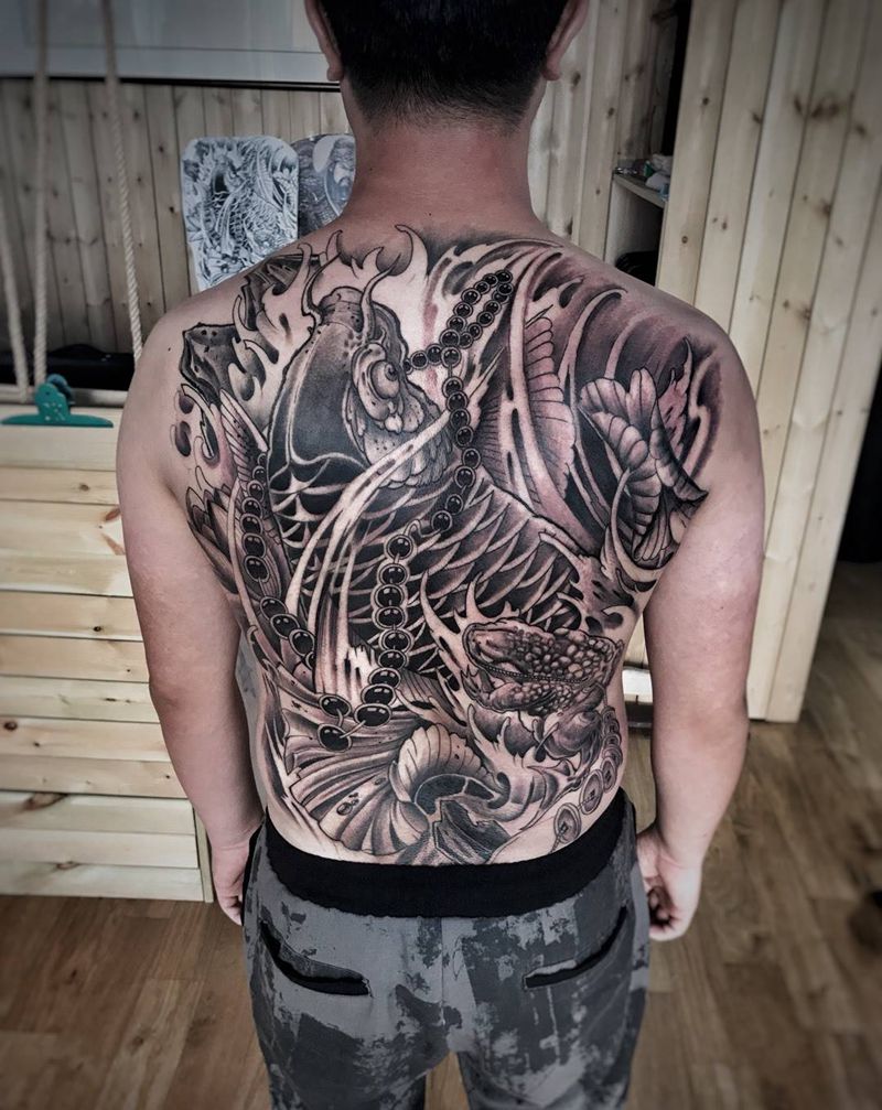 满背鲤鱼金蝉纹身图片