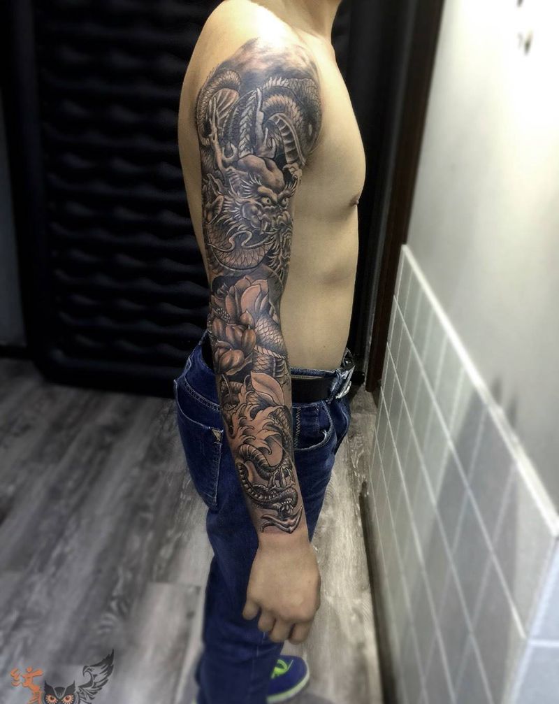龙花臂 (大臂图腾遮盖)纹身图片_成品手臂传统鬼神纹身图案