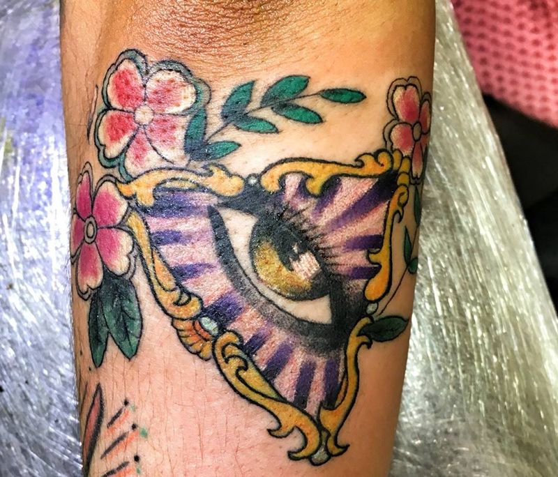 上帝之眼纹身图片_成品原创欧美清新颈部手部手臂腿部胸部肩部纹身图案