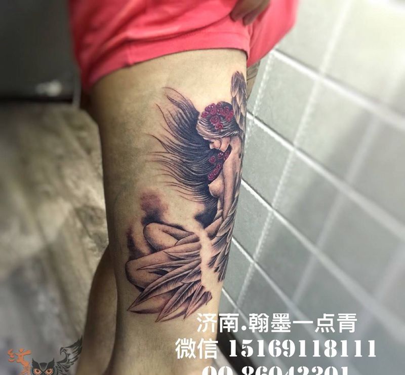 大腿天使纹身图片_成品腿部欧美人物纹身图案