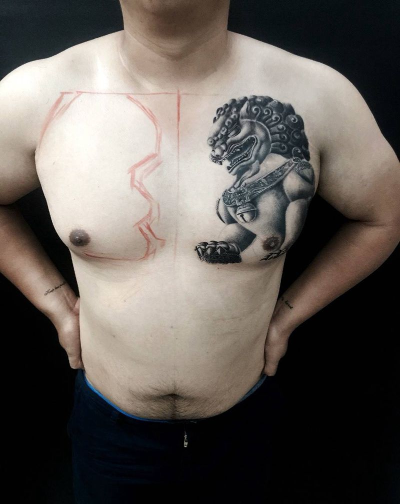 双狮花胸纹身图片_成品胸部传统宗教神兽纹身图案