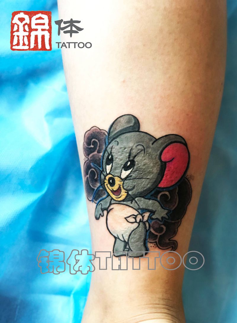 疤痕覆盖纹身图片_腿部纹身图案