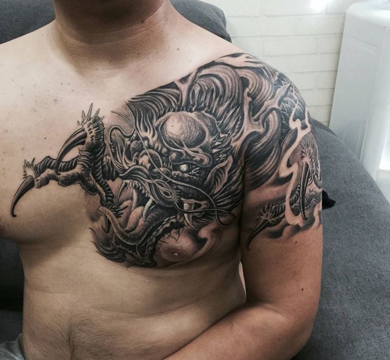 龙半甲纹身图片