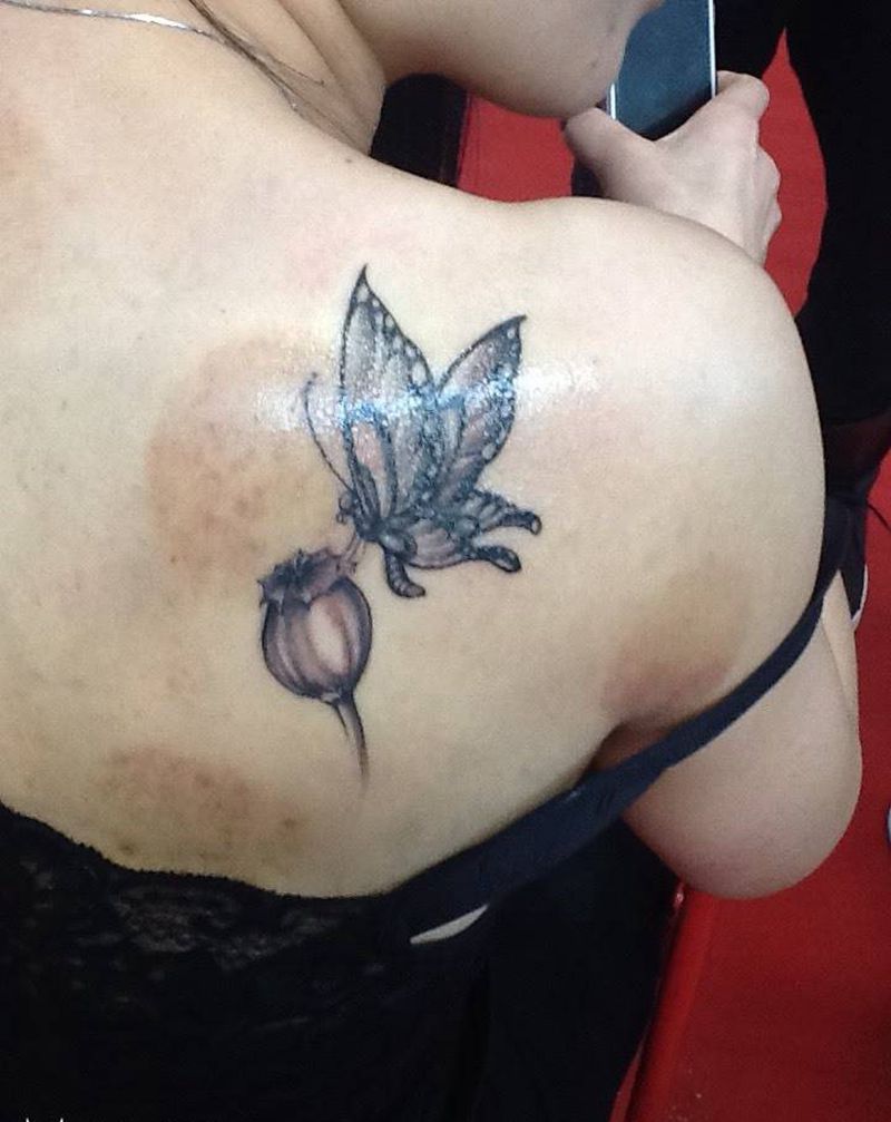 展会纹身图片_肩部纹身图案