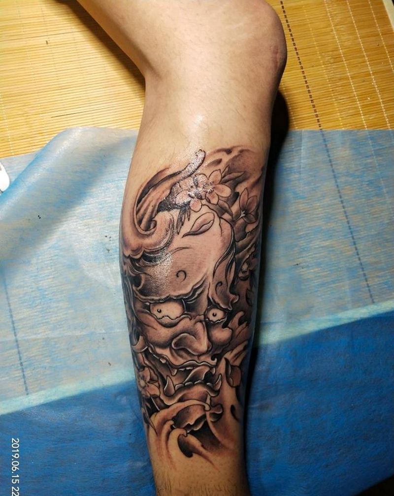 般若纹身图片_腿部纹身图案