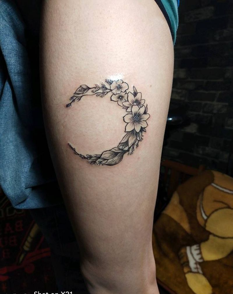 花纹身图片_腿部新传统纹身图案