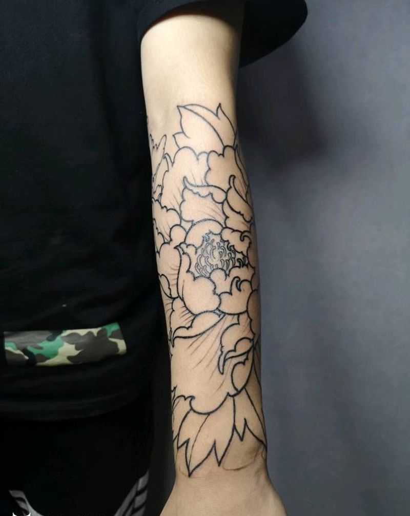 牡丹线条纹身图片_手臂新传统牡丹纹身图案