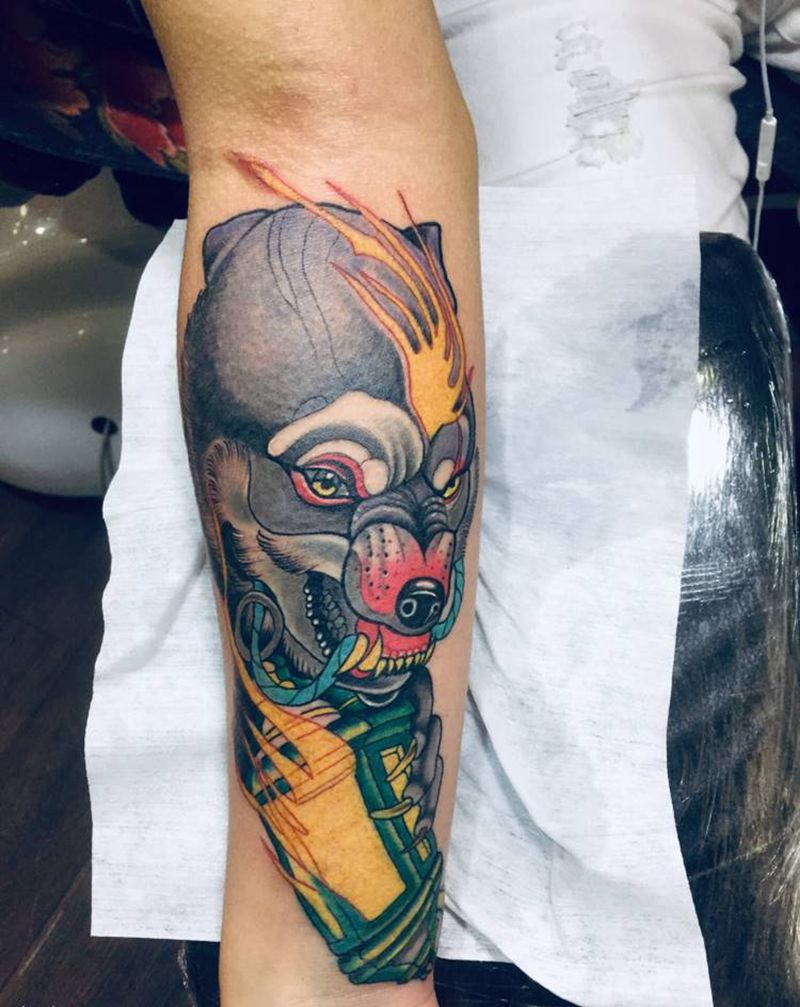 小臂彩色作品纹身图片_Old School纹身图案