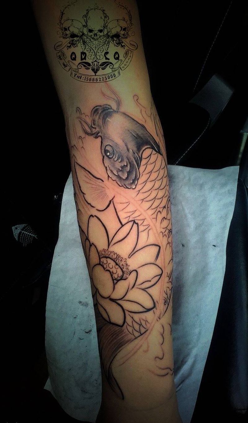 鲤鱼包小臂纹身图片