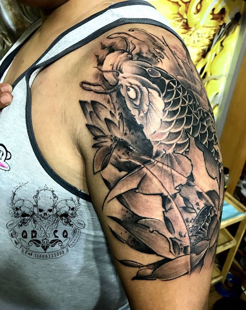 大臂鲤鱼，五个半小时纹身图片