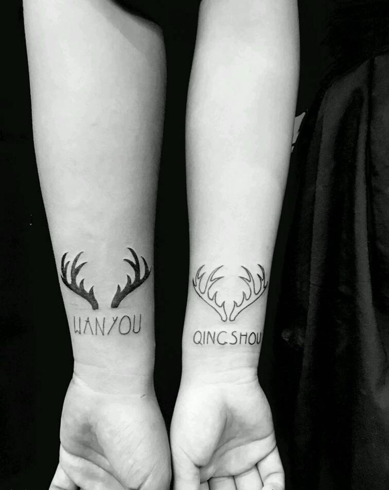 情侣鹿角纹身图片