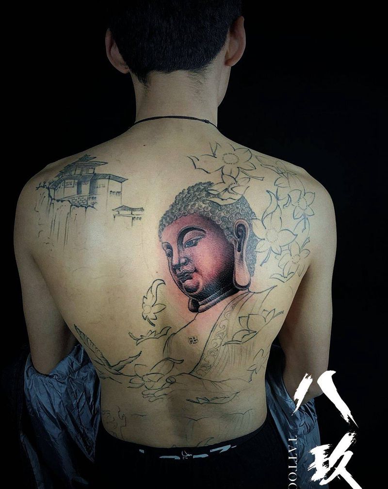 满背佛纹身图片